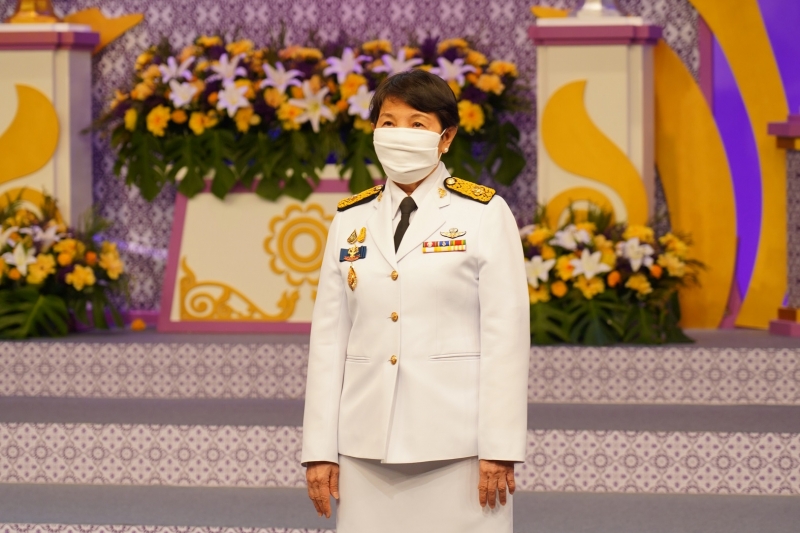 บันทึกเทปถวายพระพรสมเด็จพระนางเจ้าฯพระบรมราชินี ณ ห้องบันทึกเทป สถานีวิทยุโทรทัศน์แห่งประเทศไทย กรมประชาสัมพันธ์ (ช่อง 11)