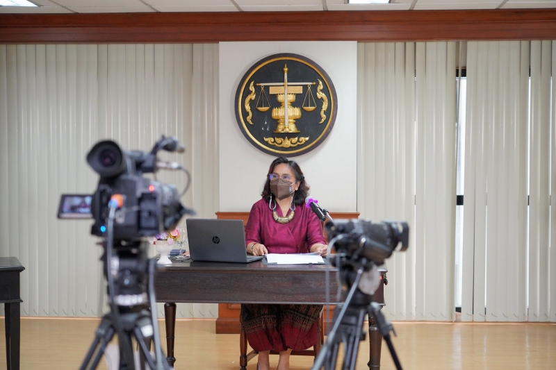 กรรมการตรวจเงินแผ่นดิน เป็นวิทยากรบรรยายในโครงการพัฒนานักบริหารการตรวจเงินแผ่นดินระดับสูง รุ่นที่ 10