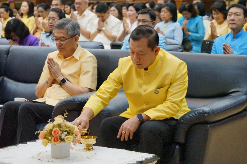 พิธีเจริญพระพุทธมนต์เนื่องในเทศกาลขึ้นปีใหม่ พ.ศ. 2563 