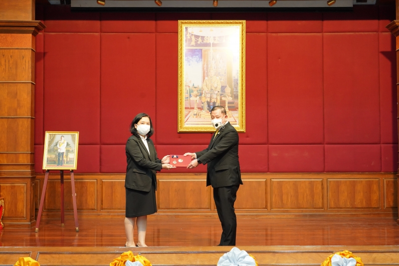 พิธีมอบประกาศนียบัตร โครงการพัฒนานักบริหารการตรวจเงินแผ่นดินระดับสูง (นตส.) รุ่นที่ 10