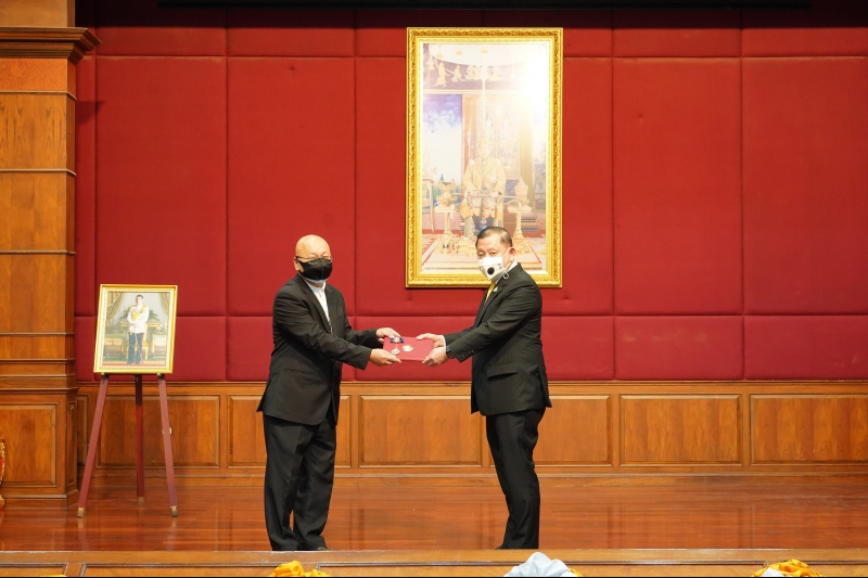 พิธีมอบประกาศนียบัตร โครงการพัฒนานักบริหารการตรวจเงินแผ่นดินระดับสูง (นตส.) รุ่นที่ 10