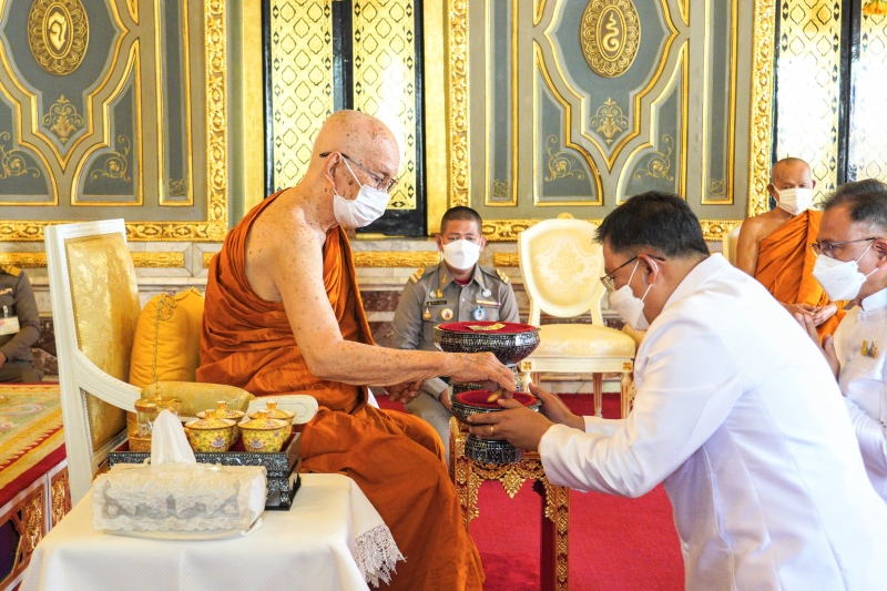  สมเด็จพระอริยวงศาคตญาณ สมเด็จพระสังฆราช สกลมหาสังฆปริณายก ทรงเป็นประธานในพิธีเททองหล่อองค์พระพุทธโสธร รุ่น มงคลแผ่นดิน 108 ณ วั