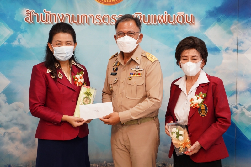 สำนักงานการตรวจเงินแผ่นดินร่วมสนับสนุนผลิตภัณฑ์ดอกมะลิของสมาคมสภาสังคมสงเคราะห์แห่งประเทศไทยฯ ณ สำนักงานการตรวจเงินแผ่นดิน