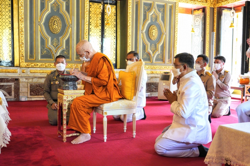  สมเด็จพระอริยวงศาคตญาณ สมเด็จพระสังฆราช สกลมหาสังฆปริณายก ทรงเป็นประธานในพิธีเททองหล่อองค์พระพุทธโสธร รุ่น มงคลแผ่นดิน 108 ณ วั