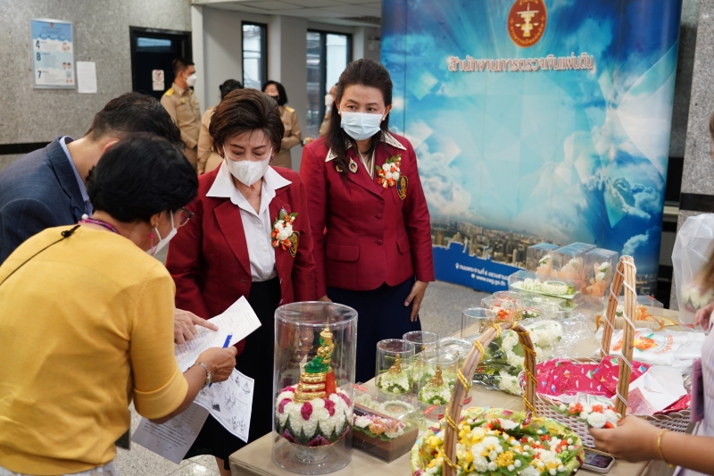 สำนักงานการตรวจเงินแผ่นดินร่วมสนับสนุนผลิตภัณฑ์ดอกมะลิของสมาคมสภาสังคมสงเคราะห์แห่งประเทศไทยฯ ณ สำนักงานการตรวจเงินแผ่นดิน