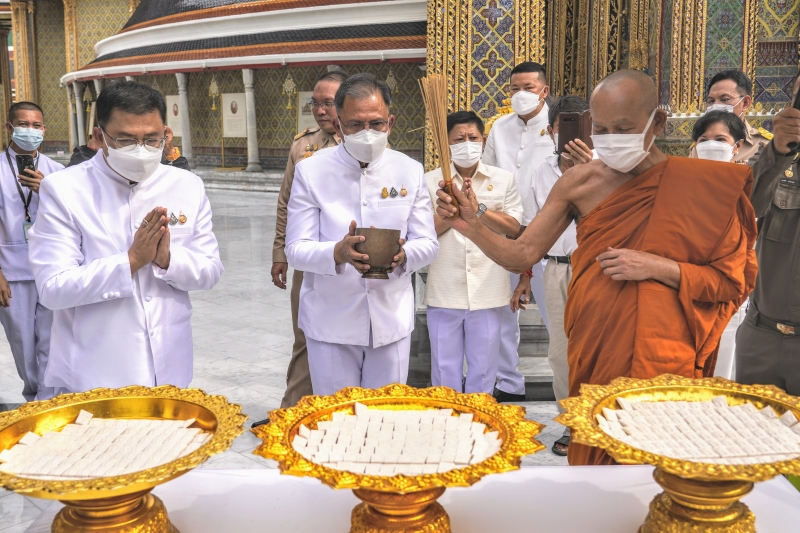  สมเด็จพระอริยวงศาคตญาณ สมเด็จพระสังฆราช สกลมหาสังฆปริณายก ทรงเป็นประธานในพิธีเททองหล่อองค์พระพุทธโสธร รุ่น มงคลแผ่นดิน 108 ณ วั