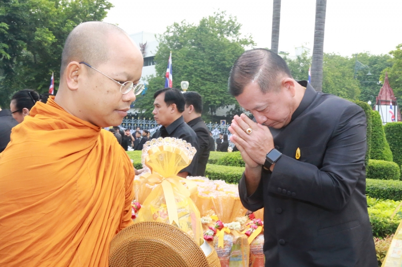 พิธีบำเพ็ญกุศลเพื่อถวายพระราชกุศลครบรอบ 1 ปี วันสวรรคตรัชกาลที่ 9