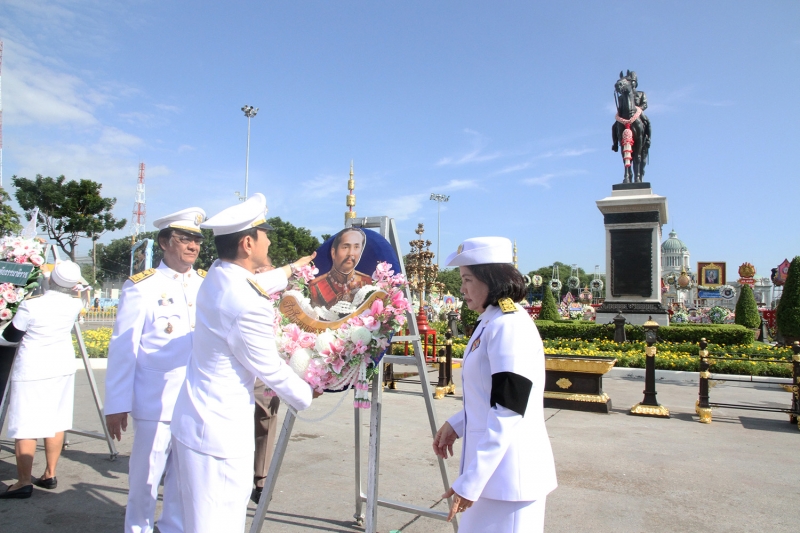 ร่วมวางพวงมาลาเนื่องในโอกาสวันปิยมหาราช