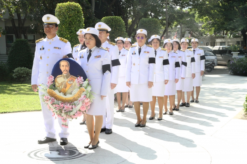 ร่วมวางพวงมาลาเนื่องในโอกาสวันปิยมหาราช