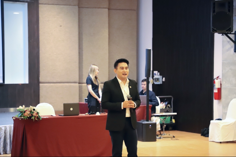 เกษียณแสนสุข