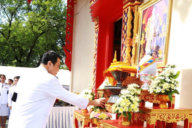 กฐินพระราชทานประจำปี 2559