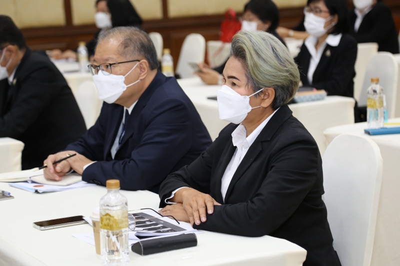 พิธีมอบประกาศนียบัตร โครงการพัฒนานักบริหารการตรวจเงินแผ่นดินระดับสูง (นตส.) รุ่นที่ 11 ณ สำนักงานการตรวจเงินแผ่นดิน