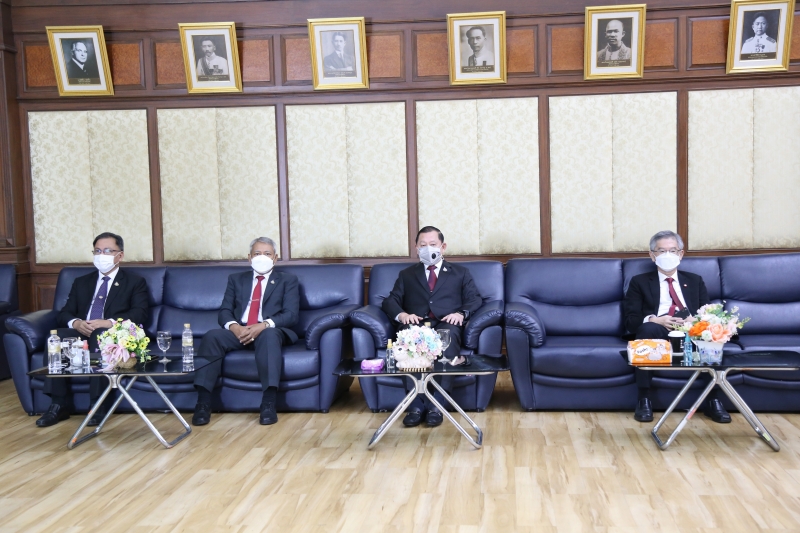 พิธีเปิดโครงการสัมมนาทางวิชาการ เรื่อง “ภารกิจถูกต้องโปร่งใส รอบรู้วินัยการเงินการคลัง” ผ่านระบบออนไลน์ (Online) แบบถ่ายทอดสด (L