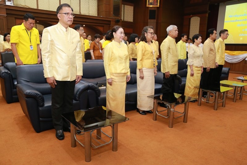 พิธีบำเพ็ญกุศลพระพุทธมนต์และทำบุญตักบาตร เพื่อน้อมอุทิศถวายเป็นพระราชกุศลแด่พระบาทสมเด็จพระปรมินทรมหาภูมิพลอดุลยเดช บรมนาถบพิตร 