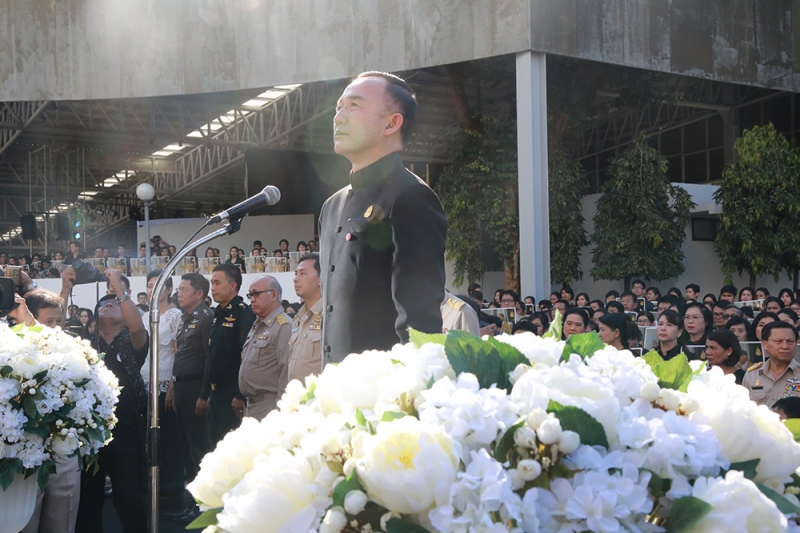 สืบสานวัฒนธรรมไทย ลอยกระทงร่วมใจถวายพ่อ