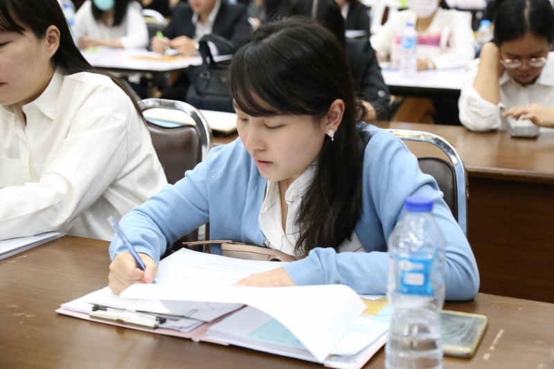 ข้าราชการที่ได้รับการบรรจุแต่งตั้งผู้สอบแข่งขันได้ 