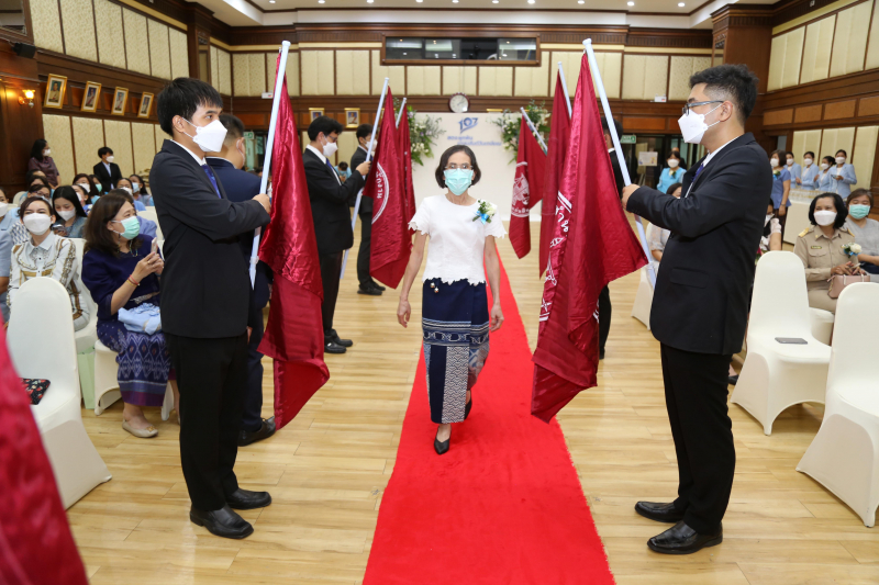 พิธีแสดงกตเวทิตาจิตแด่ผู้เกษียณอายุราชการ ประจำปีงบประมาณ 2565 ณ สำนักงานการตรวจเงินแผ่นดิน