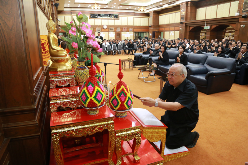 พิธีเจริญพระพุทธมนต์ เนื่องในวันปีใหม่ พุทธศักราช ๒๕๖๐ 