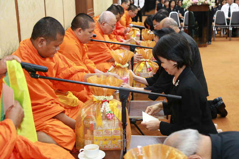 พิธีเจริญพระพุทธมนต์ เนื่องในวันปีใหม่ พุทธศักราช ๒๕๖๐ 
