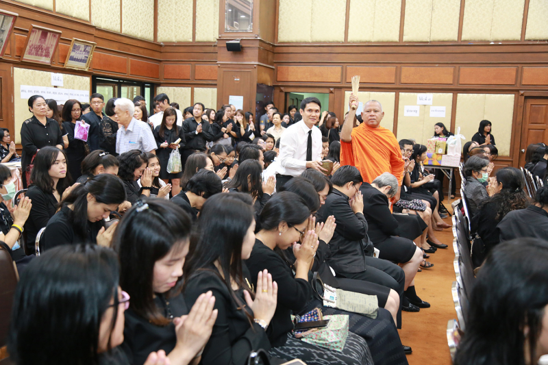พิธีเจริญพระพุทธมนต์ เนื่องในวันปีใหม่ พุทธศักราช ๒๕๖๐ 
