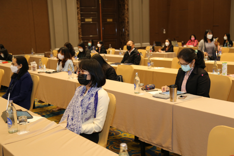 พิธีเปิดโครงการฝึกอบรมเชิงปฏิบัติการหลักสูตร “การปฏิบัติงานตามคู่มือการตรวจสอบการเงิน (ฉบับปรับปรุง พ.ศ. 2564)” ระดับชำนาญการพิเ