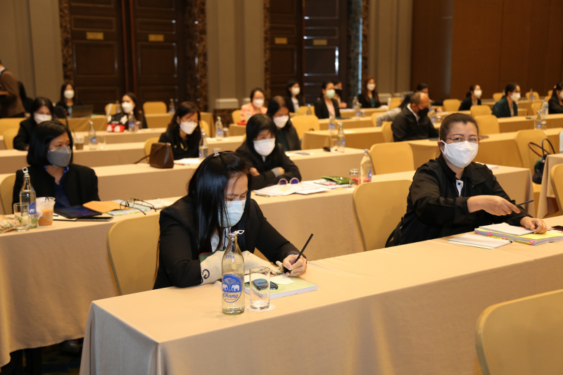 พิธีเปิดโครงการฝึกอบรมเชิงปฏิบัติการหลักสูตร “การปฏิบัติงานตามคู่มือการตรวจสอบการเงิน (ฉบับปรับปรุง พ.ศ. 2564)” ระดับชำนาญการพิเ