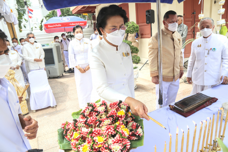  สมเด็จพระอริยวงศาคตญาณ สมเด็จพระสังฆราช สกลมหาสังฆปริณายก ทรงเป็นประธานในพิธีเททองหล่อองค์พระพุทธโสธร รุ่น มงคลแผ่นดิน 108 ณ วั