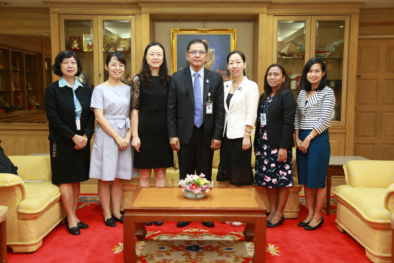 Nanjing Audit University paid a courtesy visit to Mr. Prajuck Boonyoung, Auditor General