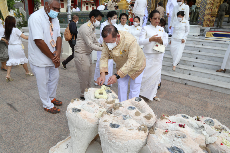  สมเด็จพระอริยวงศาคตญาณ สมเด็จพระสังฆราช สกลมหาสังฆปริณายก ทรงเป็นประธานในพิธีเททองหล่อองค์พระพุทธโสธร รุ่น มงคลแผ่นดิน 108 ณ วั