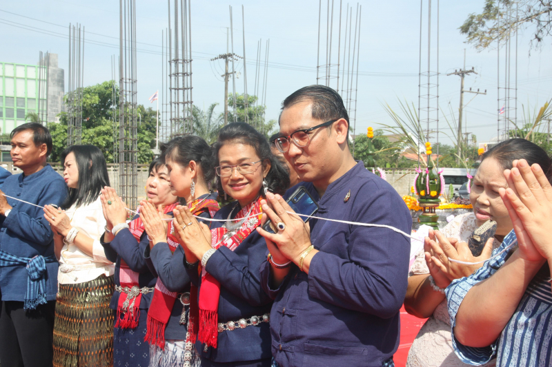 พิธีวางศิลาฤกษ์อาคารที่ทำการและอาคารชุดพักอาศัย สำนักตรวจเงินแผ่นดินจังหวัดสกลนคร 