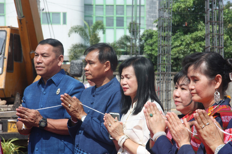 พิธีวางศิลาฤกษ์อาคารที่ทำการและอาคารชุดพักอาศัย สำนักตรวจเงินแผ่นดินจังหวัดสกลนคร 