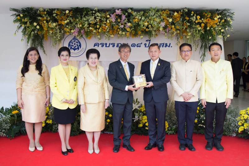 สตง.ร่วมแสดงความยินดีกับสำนักงานคณะกรรมการสิทธิมนุษยชนเเห่งชาติเนื่องในโอกาสครบรอบวันคล้ายวันสถาปนา ปีที่ 18