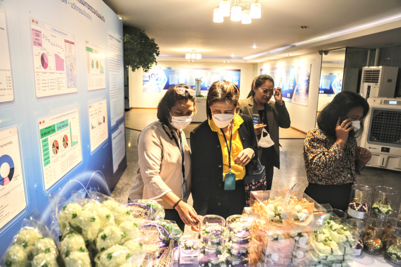 สำนักงานการตรวจเงินแผ่นดินร่วมสนับสนุนผลิตภัณฑ์ดอกมะลิของสมาคมสภาสังคมสงเคราะห์แห่งประเทศไทยฯ ณ สำนักงานการตรวจเงินแผ่นดิน