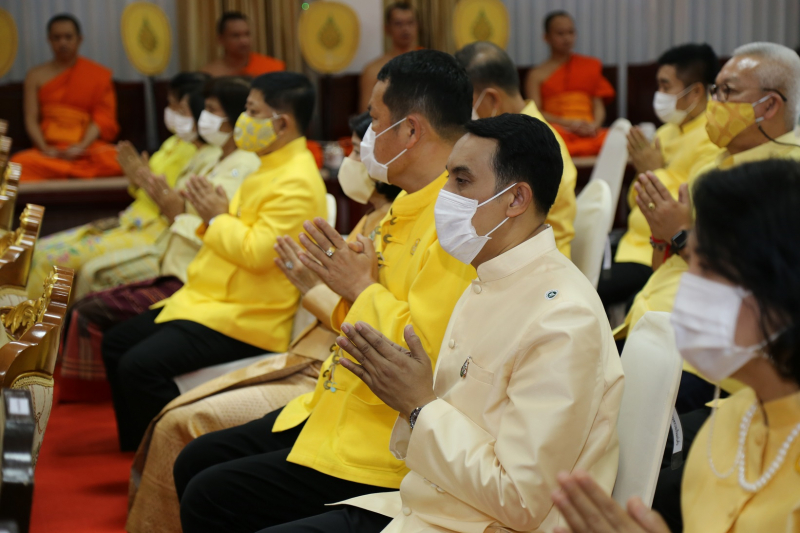 พิธีเจริญพระพุทธมนต์สมโภชผ้าพระกฐินพระราชทาน ประจำปี 2563 ณ วัดพระแก้ว พระอารามหลวง ตำบลเวียง อำเภอเมืองเชียงราย จังหวัดเชียงราย