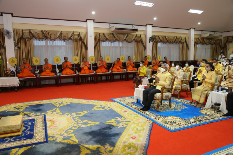 พิธีเจริญพระพุทธมนต์สมโภชผ้าพระกฐินพระราชทาน ประจำปี 2563 ณ วัดพระแก้ว พระอารามหลวง ตำบลเวียง อำเภอเมืองเชียงราย จังหวัดเชียงราย