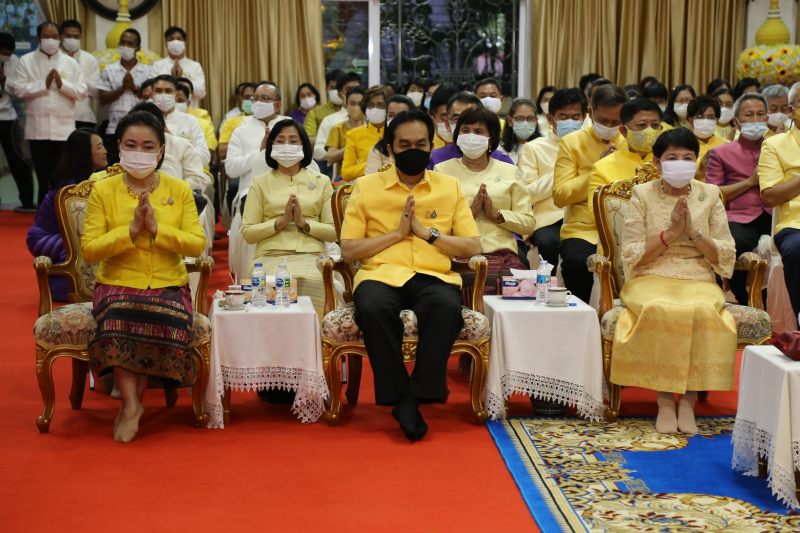 พิธีเจริญพระพุทธมนต์สมโภชผ้าพระกฐินพระราชทาน ประจำปี 2563 ณ วัดพระแก้ว พระอารามหลวง ตำบลเวียง อำเภอเมืองเชียงราย จังหวัดเชียงราย