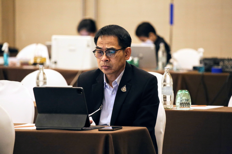 การมอบนโยบายด้านการตรวจสอบจากผู้บริหารระดับสูง 