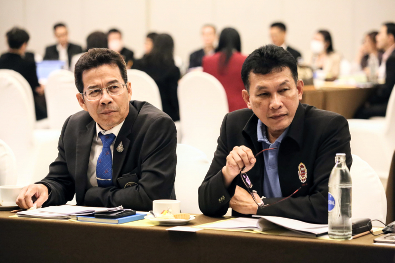 การมอบนโยบายด้านการตรวจสอบจากผู้บริหารระดับสูง 