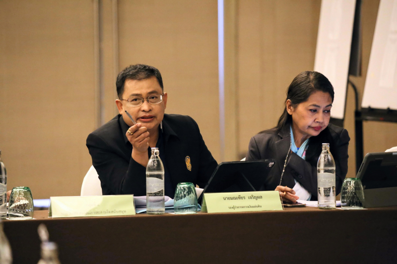 การมอบนโยบายด้านการตรวจสอบจากผู้บริหารระดับสูง 