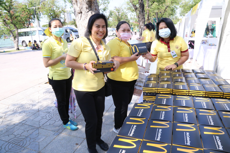 กิจกรรมเนื่องในวันคล้ายวันพระบรมราชสมภพพระบาทสมเด็จพระบรมชนกาธิเบศร มหาภูมิพลอดุลยเดชมหาราช บรมนาถบพิตร วันชาติ และวันพ่อแห่งชา
