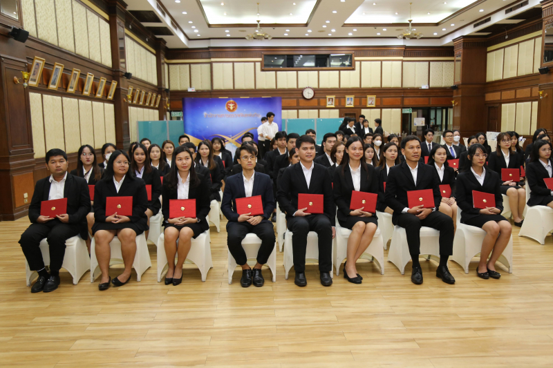 พิธีมอบประกาศนียบัตรโครงการพัฒนาข้าราชการใหม่ 