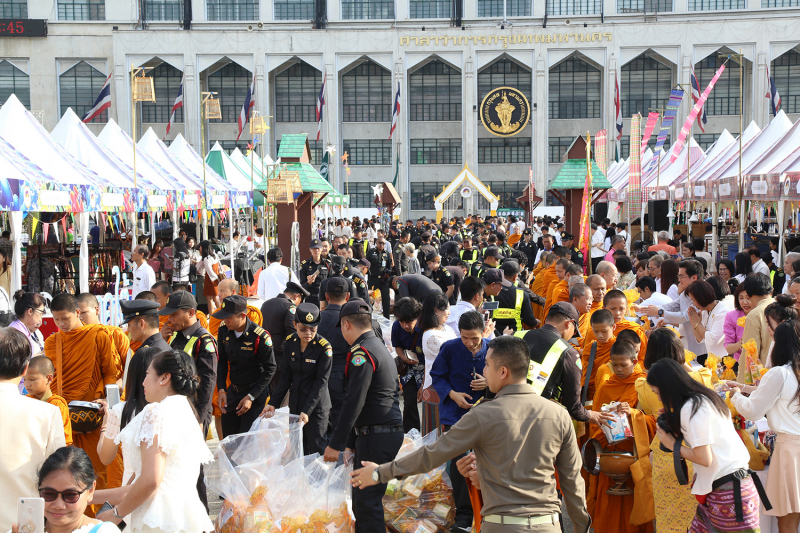 กิจกรรมทางศาสนา งานใต้ร่มพระบารมี 236 ปี กรุงรัตนโกสินทร์