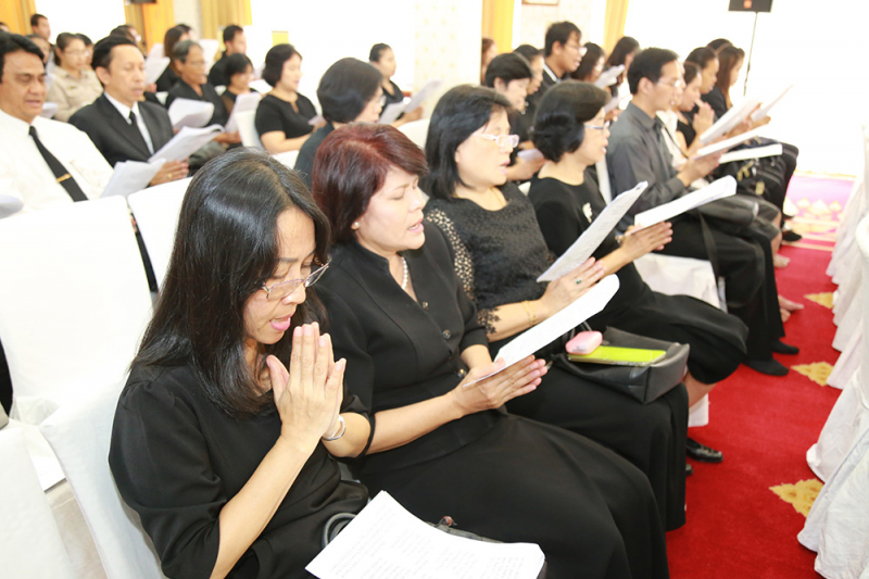 พิธีสวดพระพุทธมนต์ถวายพระราชกุศล   แด่พระบาทสมเด็จพระปรมินทรมหาภูมิพลอดุลยเดช มหิตลาธิเบศรรามาธิบดี จักรีนฤบดินทร สยามินทราธิราช