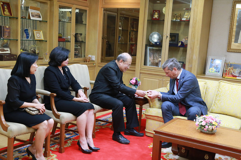 พิธีลงนามในหนังสือแสดงเจตจำนง 