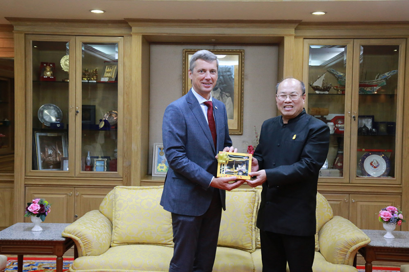 พิธีลงนามในหนังสือแสดงเจตจำนง 