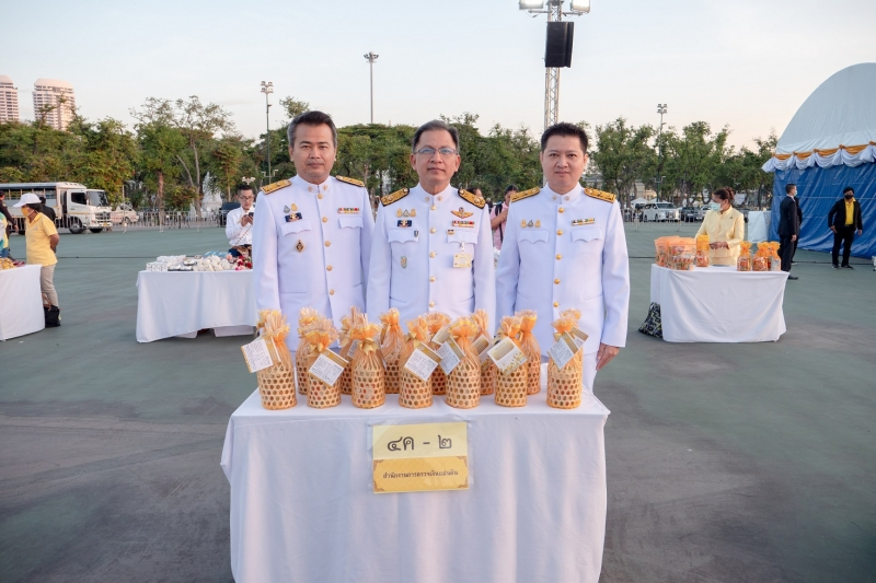  กิจกรรมเนื่องในวันคล้ายวันพระบรมราชสมภพพระบาทสมเด็จพระบรมชนกาธิเบศร มหาภูมิพลอดุลยเดชมหาราช บรมนาถบพิตร วันชาติ และวันพ่อแห่งชา