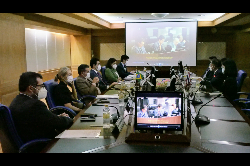 การประชุมหารือร่วมระหว่างสำนักงานการตรวจเงินแผ่นดินกับคณะผู้แทนของศาลบัญชีบราซิล เกี่ยวกับแนวทางการพัฒนางานตรวจเงินแผ่นดิน ณ ห้อ