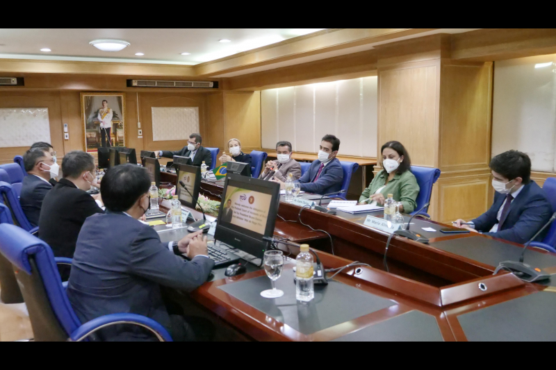 การประชุมหารือร่วมระหว่างสำนักงานการตรวจเงินแผ่นดินกับคณะผู้แทนของศาลบัญชีบราซิล เกี่ยวกับแนวทางการพัฒนางานตรวจเงินแผ่นดิน ณ ห้อ