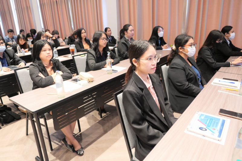 โครงการพัฒนาความรู้และกฎหมายที่จำเป็นต่อการปฏิบัติงาน