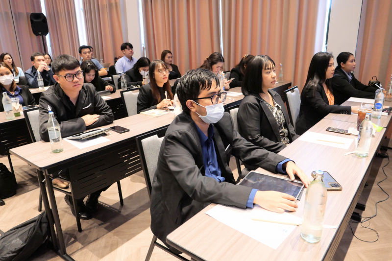 โครงการพัฒนาความรู้และกฎหมายที่จำเป็นต่อการปฏิบัติงาน